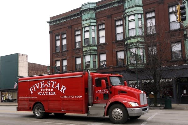 Water delivery truck