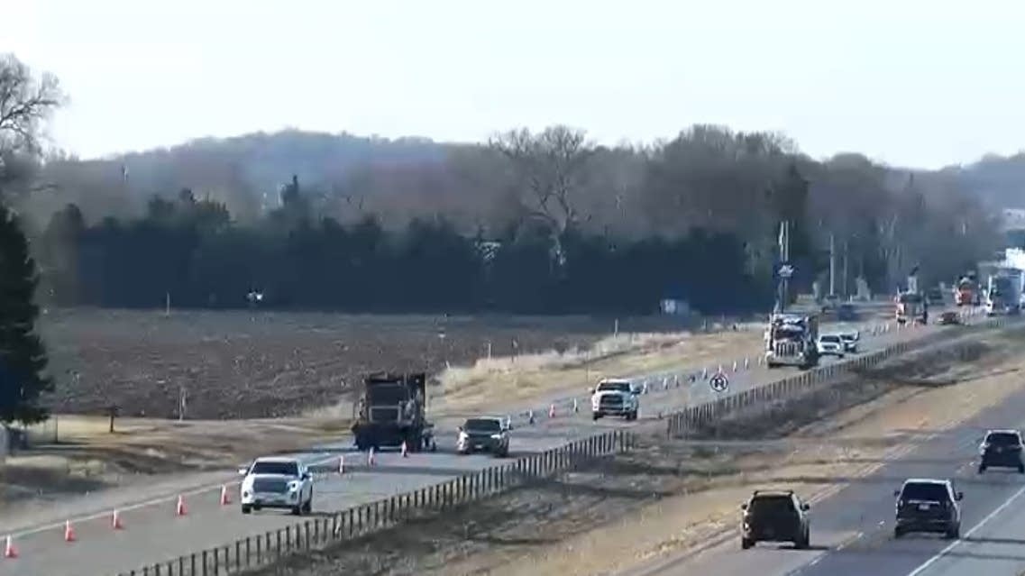 Propane leak prompts highway closure, evacuations in Rosemount | MPR News
