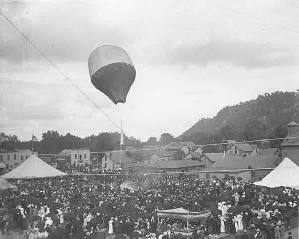 Balloon ascension