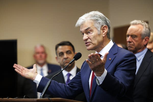 Feds announce new freeze of Medicaid money for Minnesota over fraud concerns
