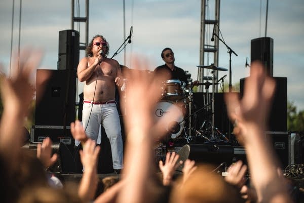 016_MNmusiconaStick_DSC9519