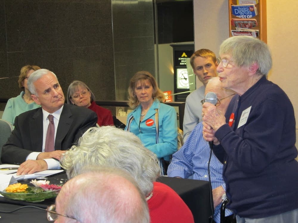 Roundtable with seniors