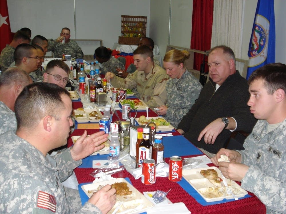 Rep. Walz eats with troops