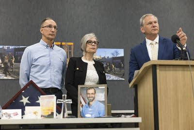 Alex Pretti's parents say feds shielding the agents who killed him
