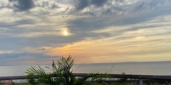 Lovely Friday; much warmer weekend