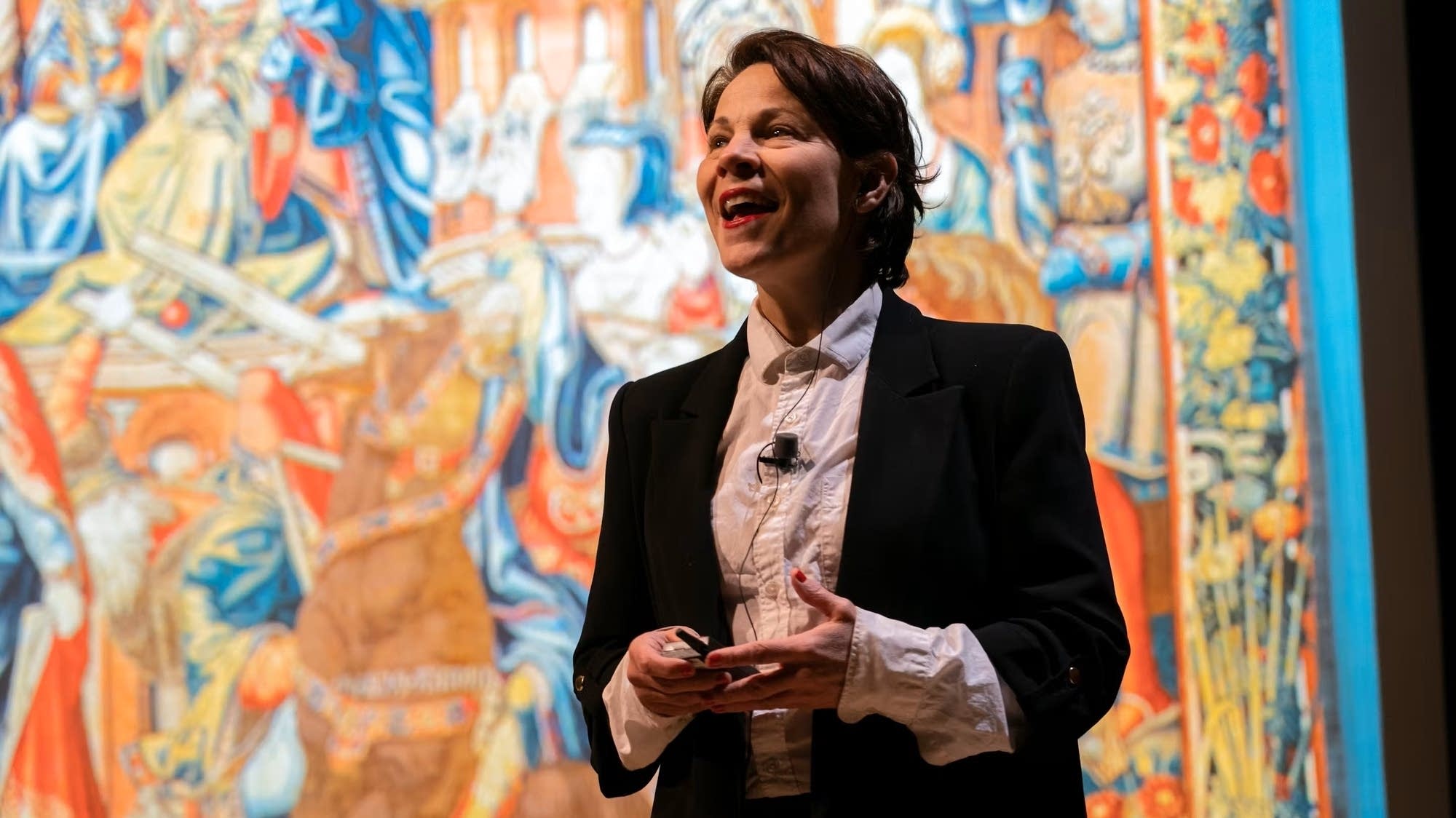 Review: 'Honor, an Artist Lecture by Suzanne Bocanegra starring Lili Taylor' at the Walker - Vimarsana News