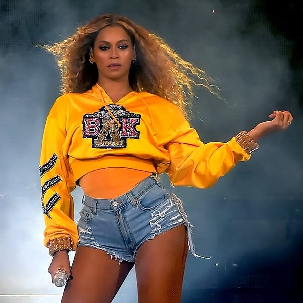 84bc5c-20181121-beyonce.jpg