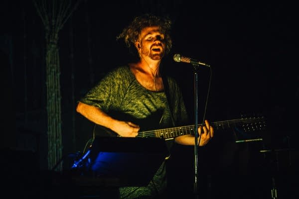 150610_born_gold_120