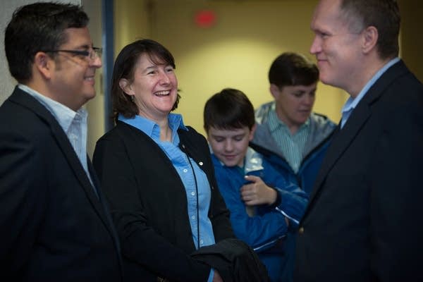 Same-sex couples begin applying for marriage licenses