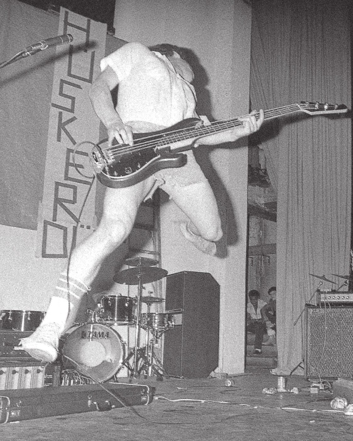 HUSKER DU - Savage Young CD3枚組 Hüsker Dü's 'Savage Young Dü' 3CD/4LP box set revealed — and you