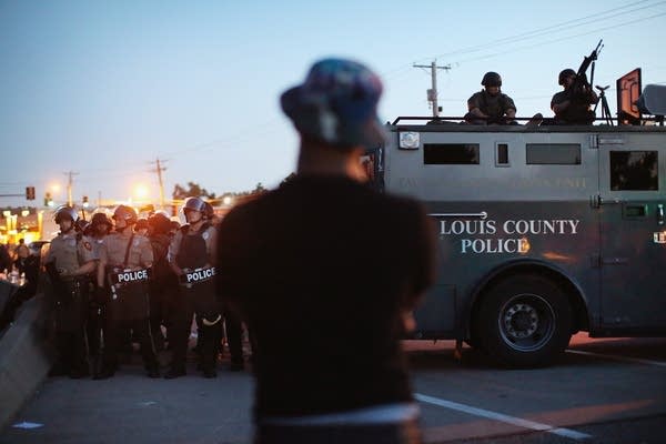 Chaotic scene captured in Ferguson, Mo.