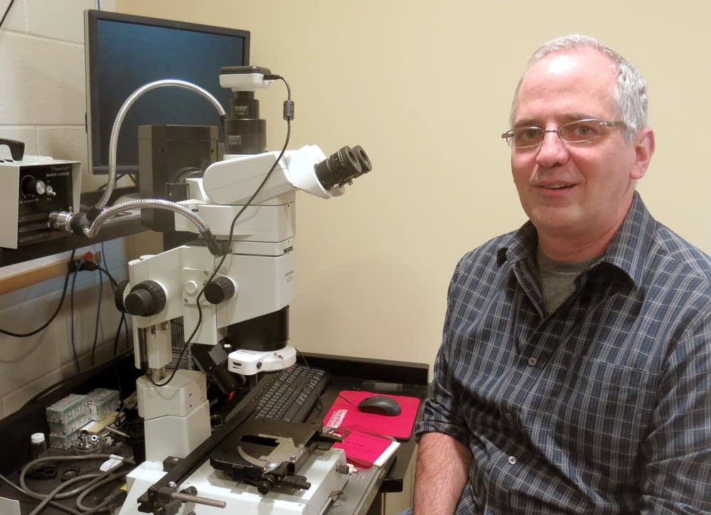 USDA ARS cryobiologist Joe Rinehart