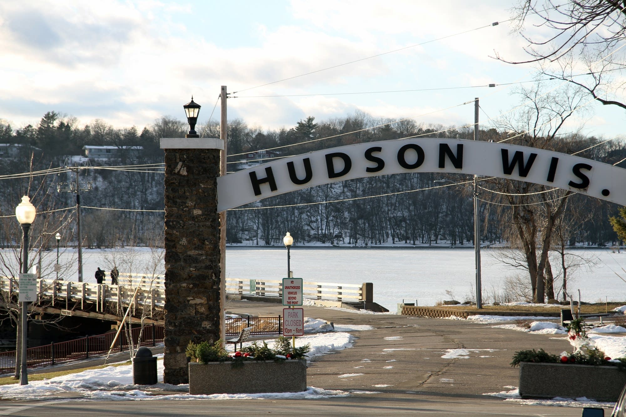 Hudson, Wis.