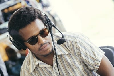 Benjamin Booker sits down with Oake and Riley.