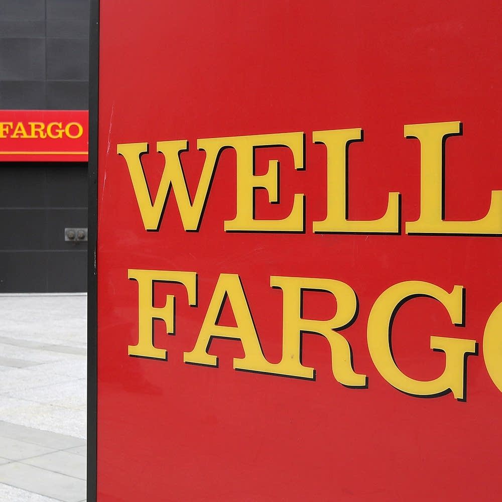 69563b-20120417-wells-fargo.jpg