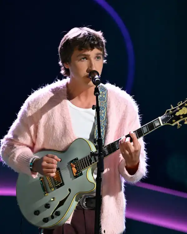 アイドル Colin Interview: Colin Bracewell competes on the new season of 'The Voice'