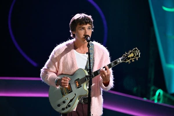 Interview: Colin Bracewell competes on the new season of 'The Voice'