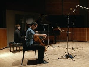 Cellist Evan Kahn and pianist Nicholas Dold