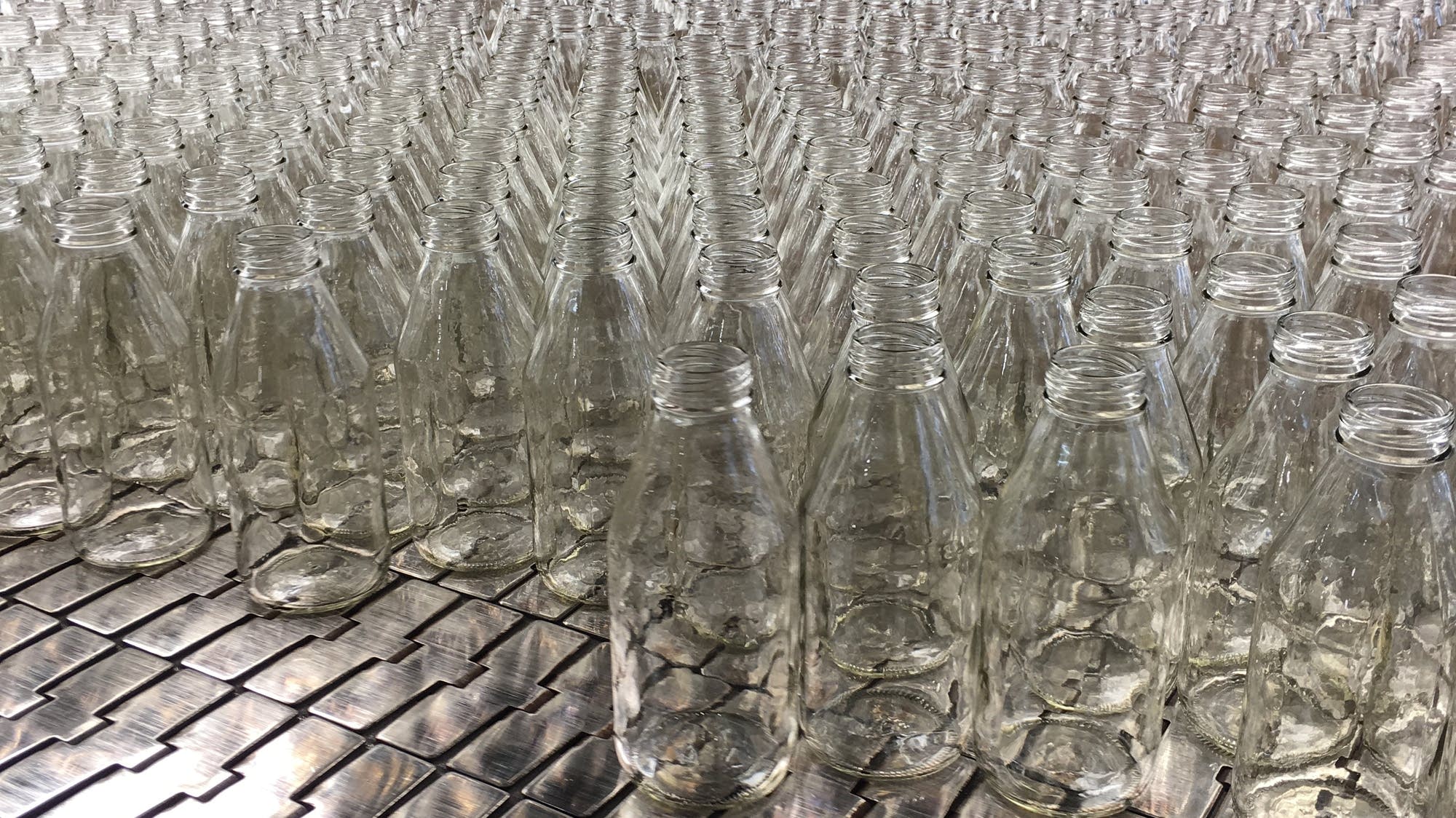 Why is glass seethrough? Brains On