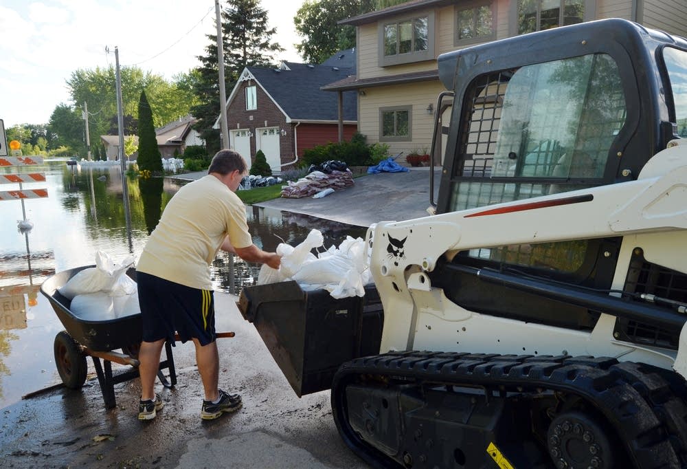 Flooding along Lower Prior Lake