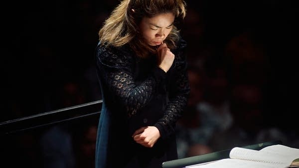 Elim Chan conducts the Basel Symphony Orchestra