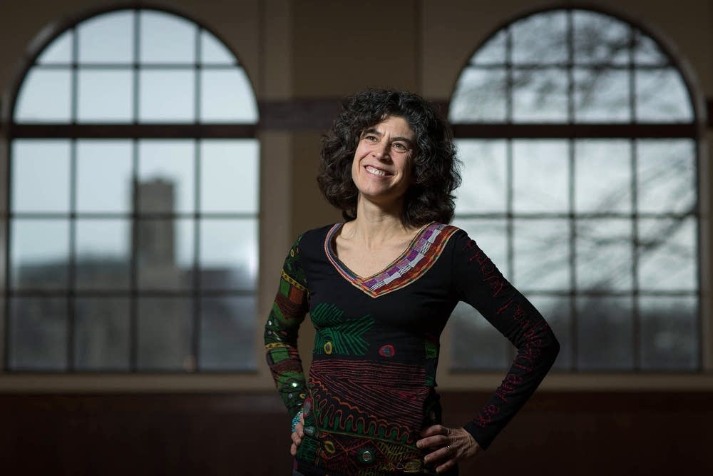 Art Hero Maria Genne