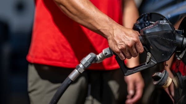 What does the federal gas tax go toward?
