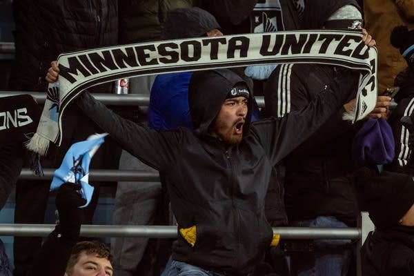 MLS owners vote to shift soccer season to a summer-to-spring calendar in 2027