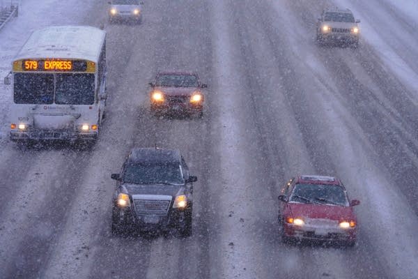 Heavy snow will snarl our commute; storm brings whiteout conditions to some areas