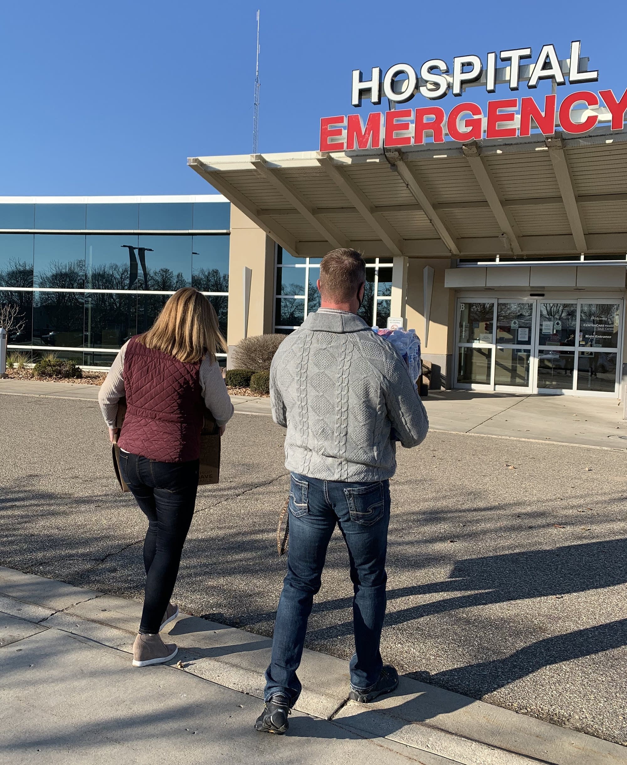 Sauk Centre offers COVID19 hospital workers a show of support MPR News
