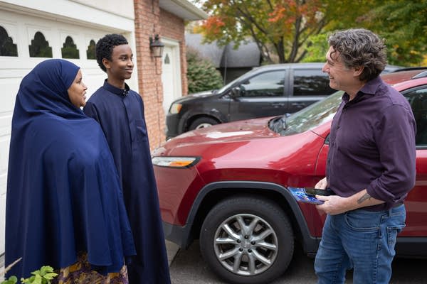 Door to door campaigning