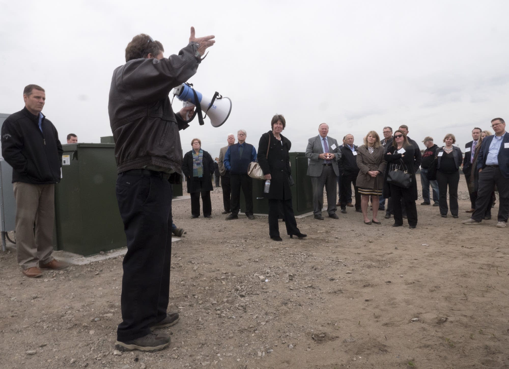 Tom Guttormson explained the operation of the junction cabinets.