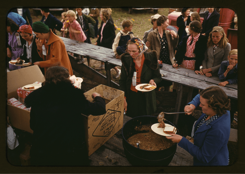 Russell Lee, Serving Pinto Beans at the Pie Town