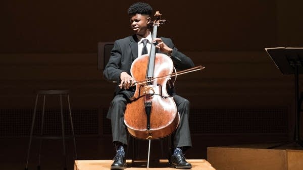 Poster Cellist Sterling Elliott