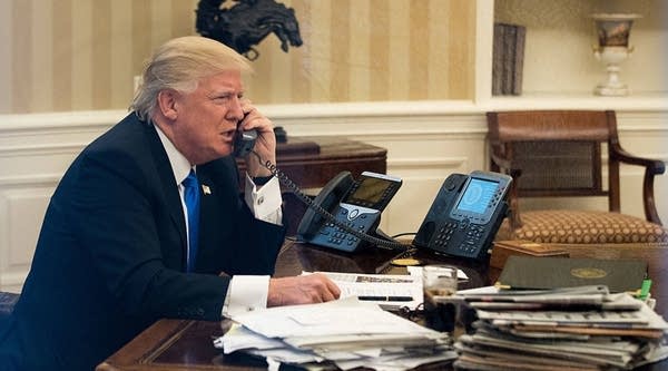 02/02/17: A rocky U.S.-Australia phone call