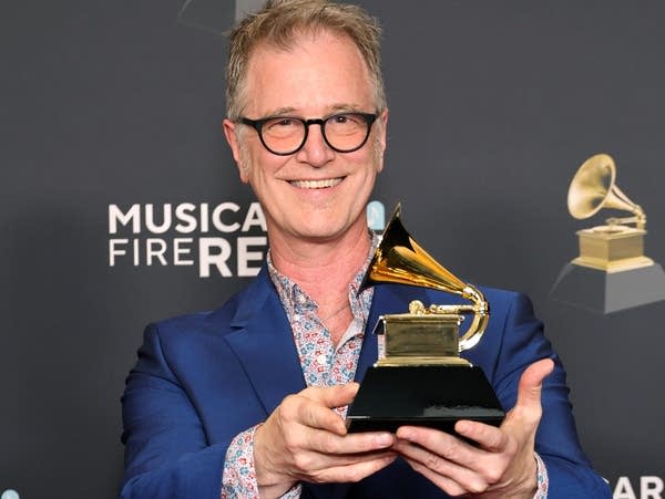 May 20 in Music History: Happy birthday, Dan Wilson