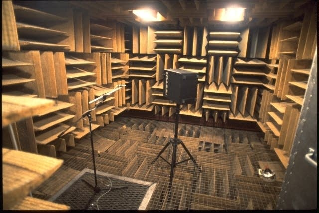 Anechoic chamber