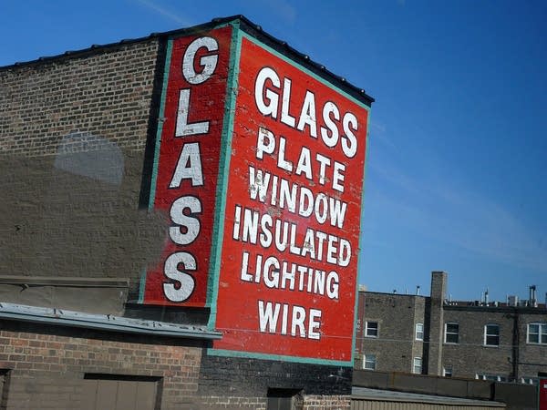 9:30 Coffee Break: Glass