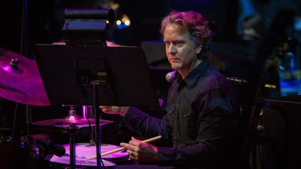 Matt Chamberlain on drums