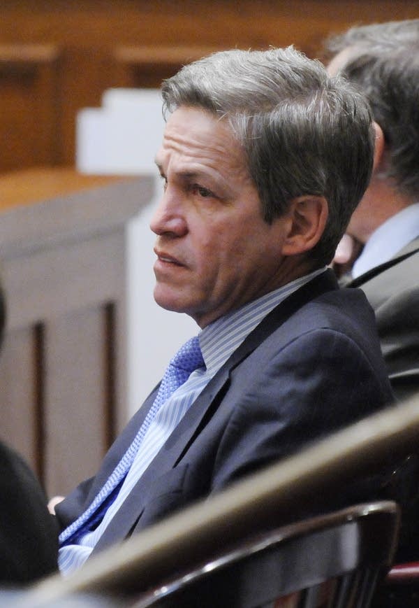 Norm Coleman listens to testimony