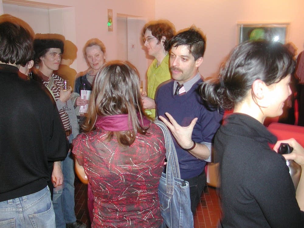 Gutierrez mingling