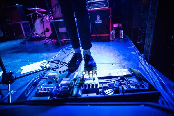 07_wolfaliceturf_DSC0702