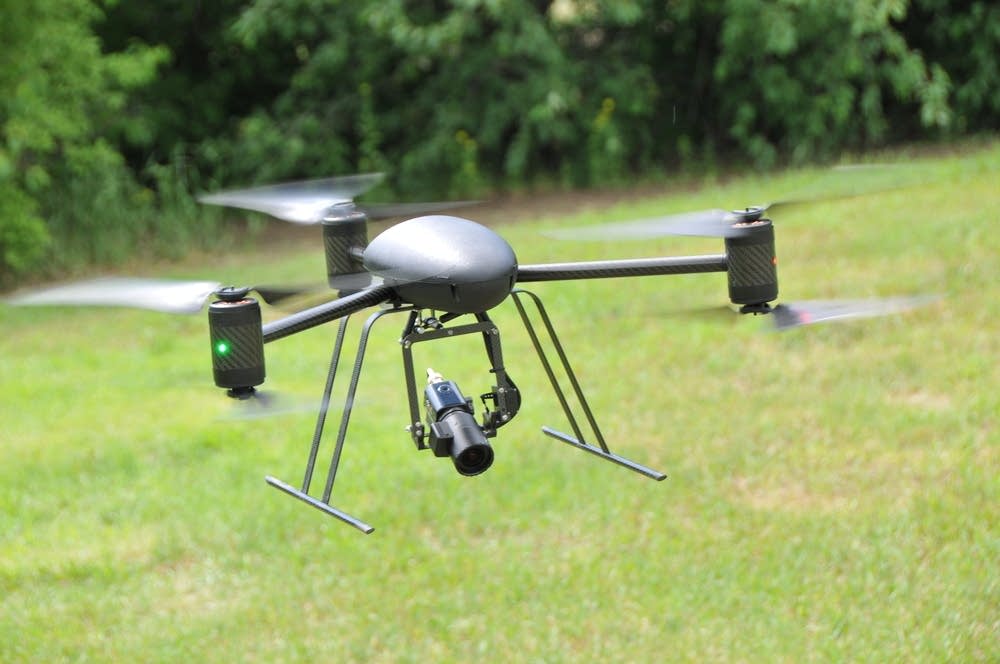 Draganflyer X6 hovering low