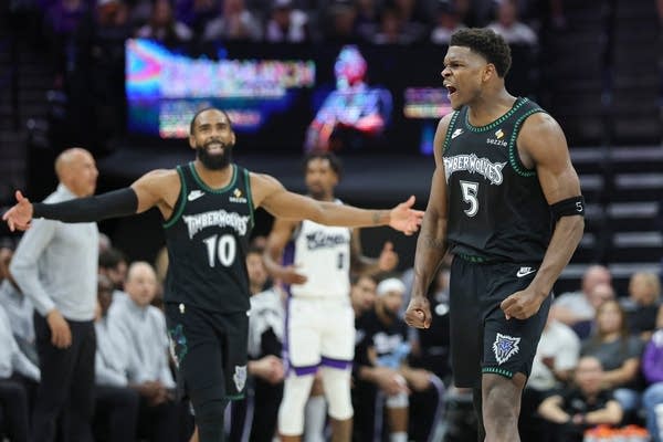 Edwards scores 26 points to lead the Timberwolves to a 144-117 win over the Kings