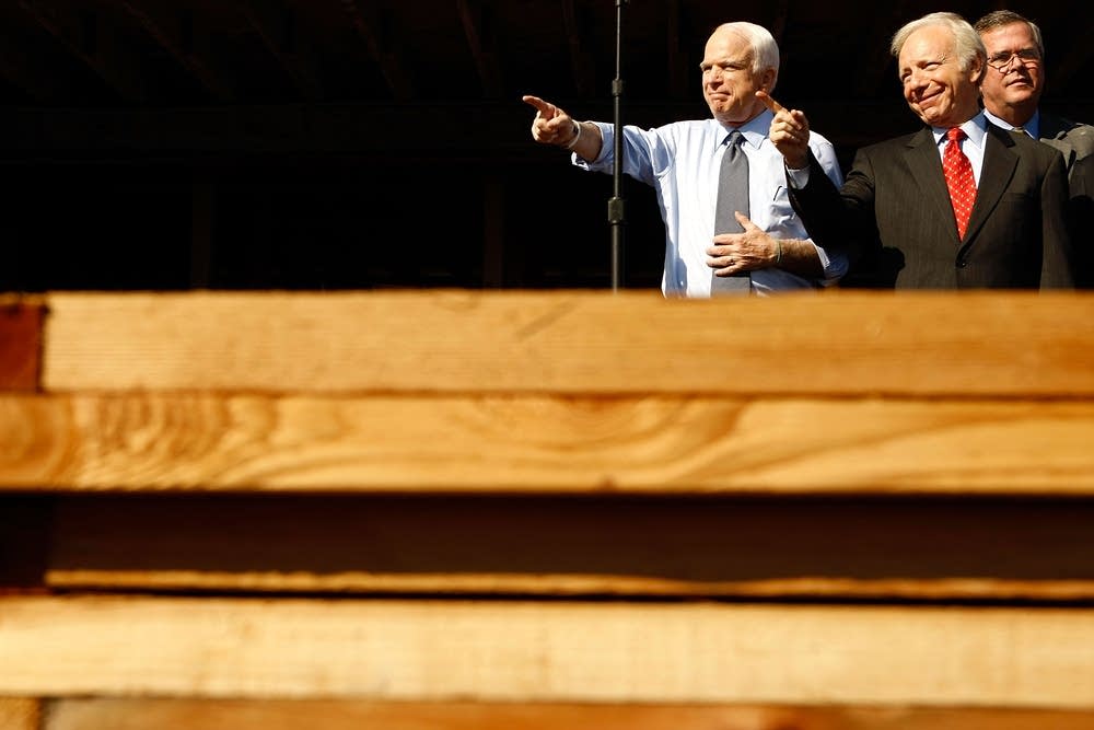 McCain with Joe Lieberman in Florida