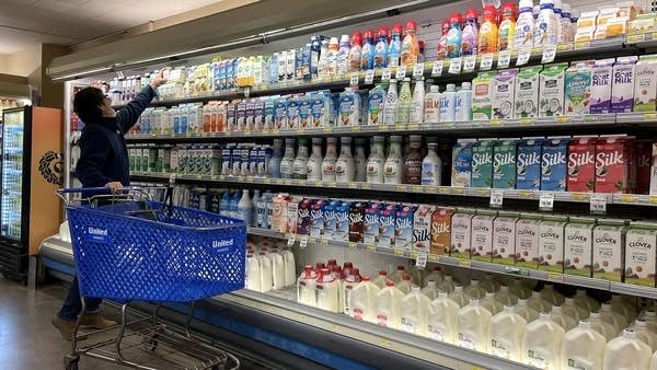 Consumer prices rise in January