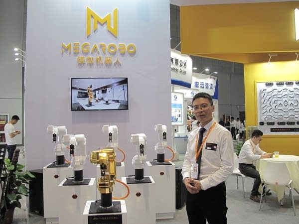 MegaRobo co-founder Qiao Zhixin 