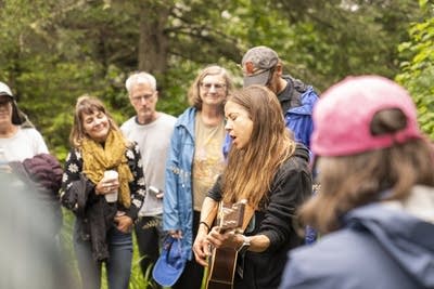 Morning Hike with Sarah Morris
