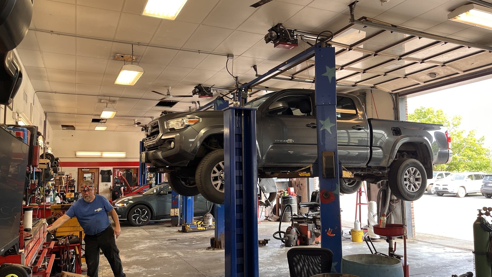 How a Vermont repair shop is dealing with higher auto part costs from tariffs