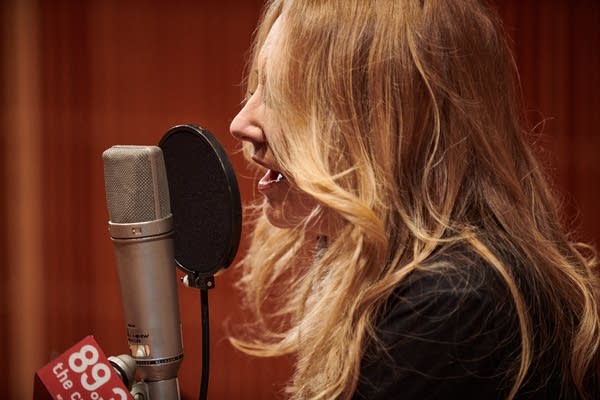 Lee Ann Womack performs in The Current studio